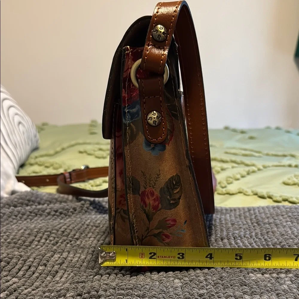 Patricia Nash Brown and Tan Crossbody Bag with Floral Pattern - Picture 7 of 7
